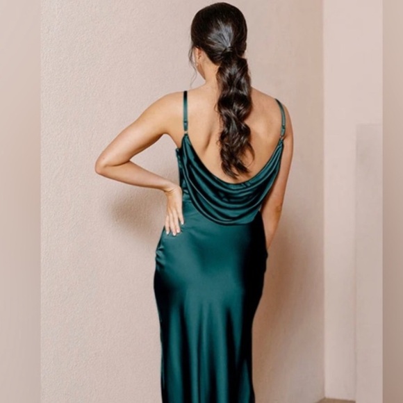 Revelry Nadia Satin Dress classic emerald Green size 2 - Picture 8 of 8